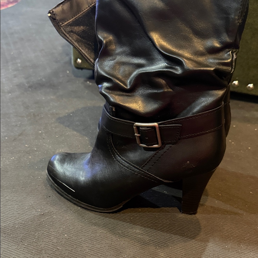 Black Leather Women's Boots